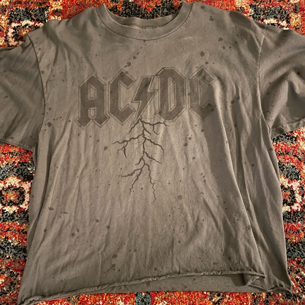 Womens grey AC/DC cropped graphic tee. Size L.
